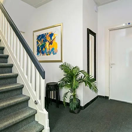 Bed & Breakfast Living & Sleeping Eindhoven