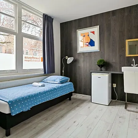 Bed & Breakfast Living & Sleeping Eindhoven